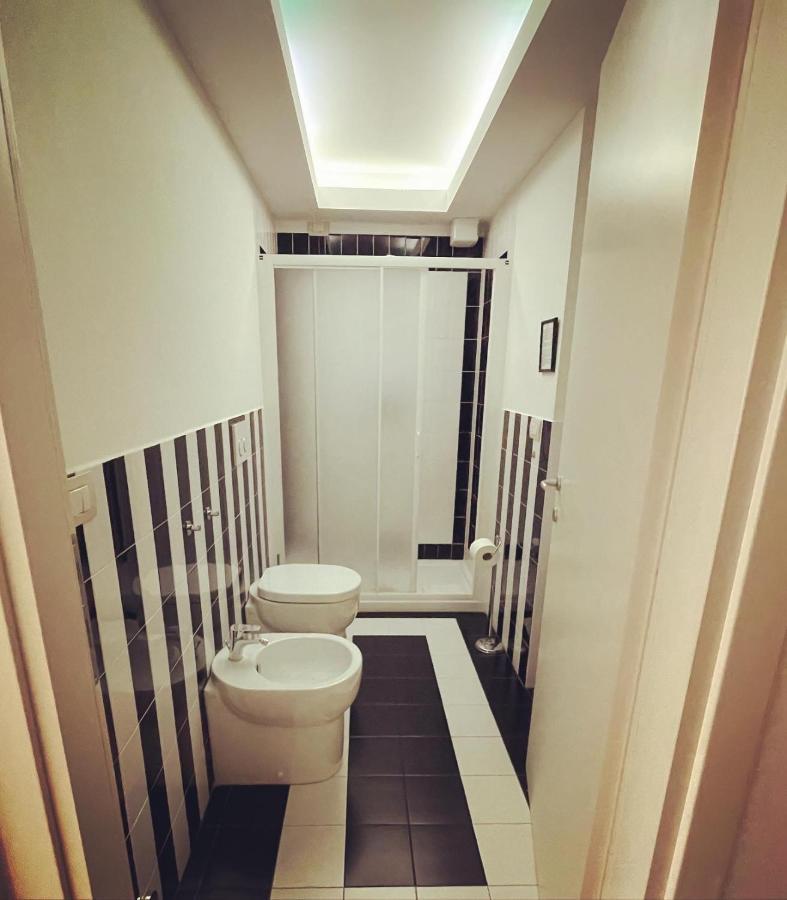 211 Underground Otel Viareggio Dış mekan fotoğraf
