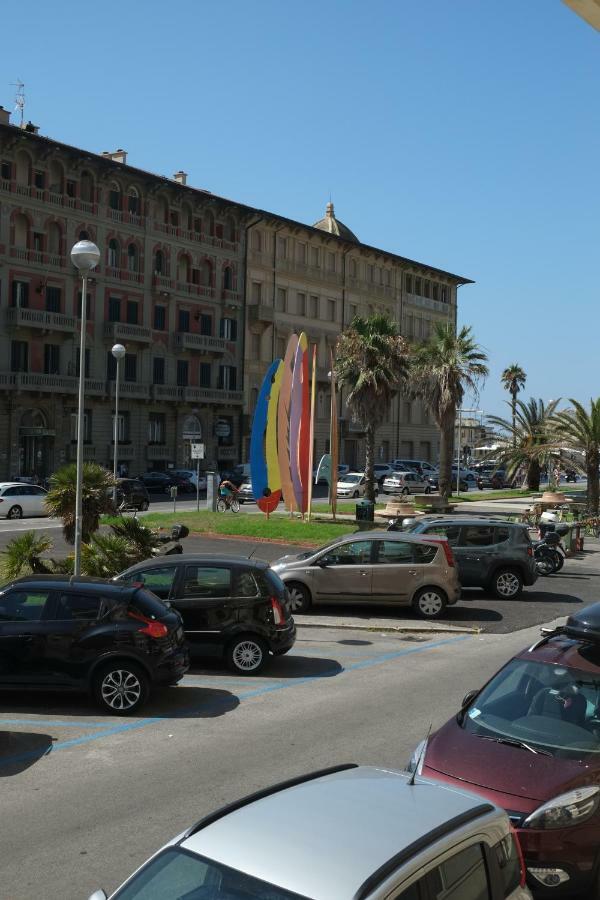 211 Underground Otel Viareggio Dış mekan fotoğraf
